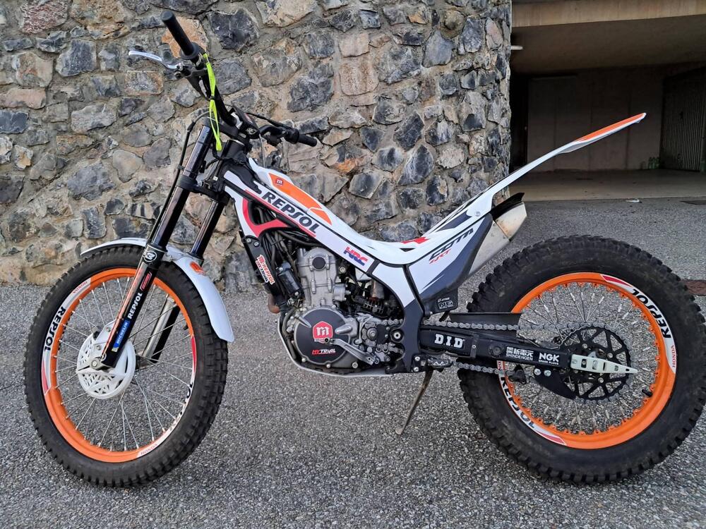 Montesa Cota 4RT Race Replica (2017 - 21) (2)