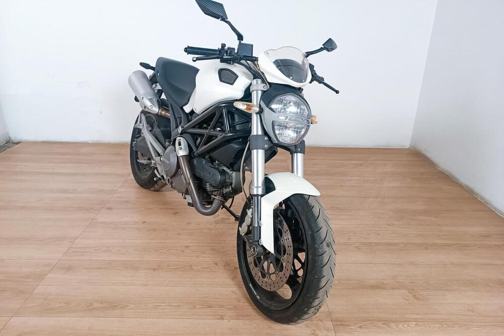 Ducati Monster 696 (2008 - 13) (2)