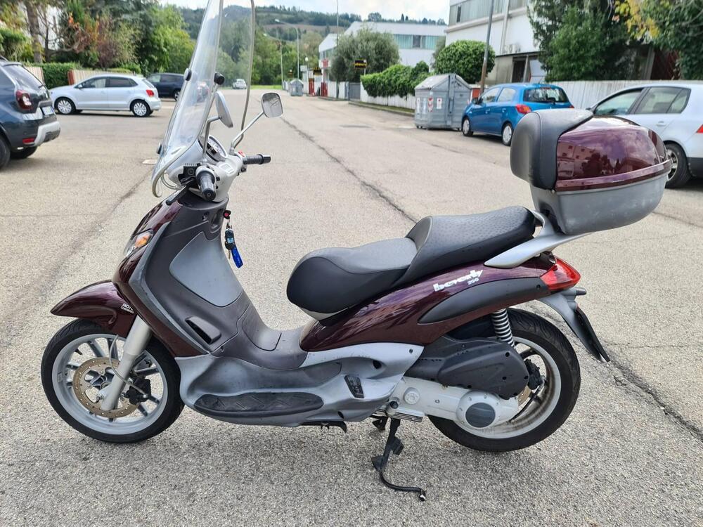 Piaggio Beverly 200 (2002 - 03) (2)