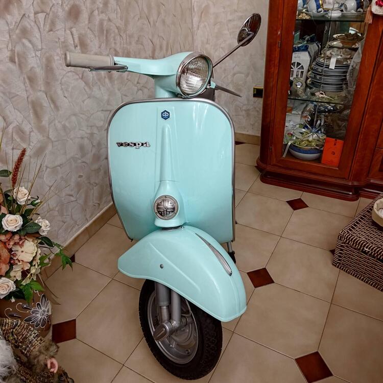 Piaggio VESPA 50 R (V5A1T) (2)