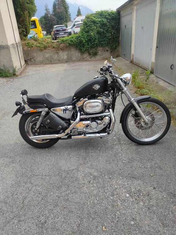 Harley-Davidson 1200 Custom (1995 - 00) - XL 1200C (3)