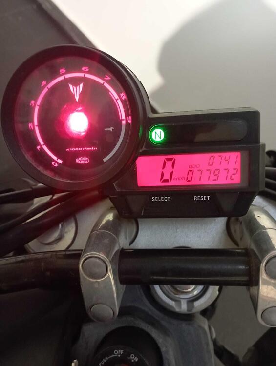 Yamaha MT-03 (2006 - 14) (4)