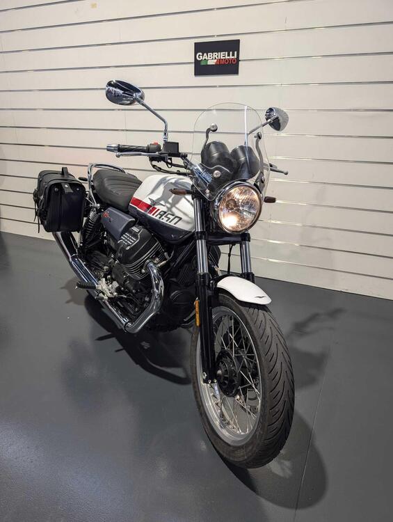 Moto Guzzi V7 Special (2021 - 24) (3)