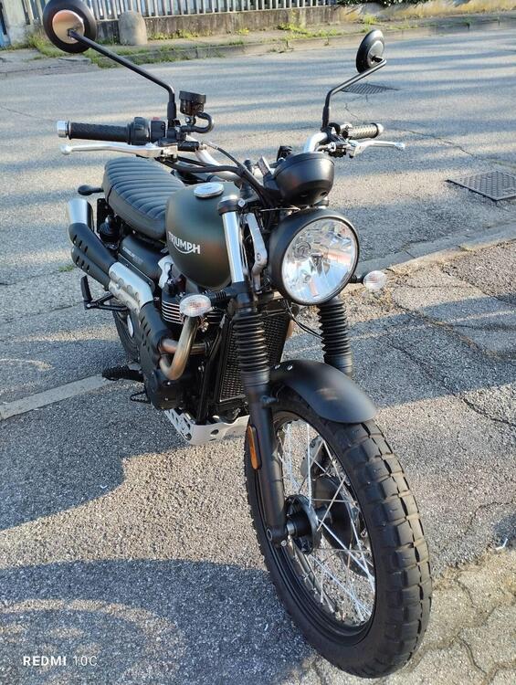 Triumph Street Scrambler 900 (2021 - 22) (2)