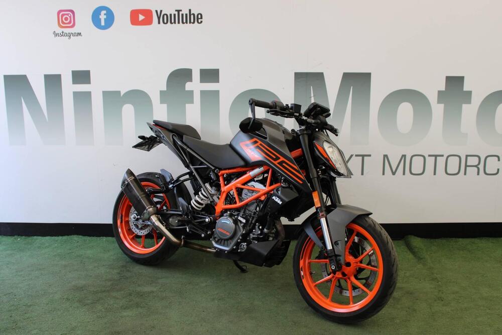 KTM 125 Duke (2021 - 23) (2)