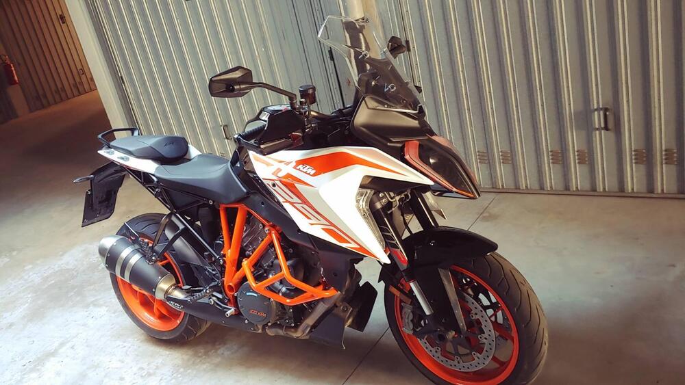 KTM 1290 Super Duke GT (2019 - 20)