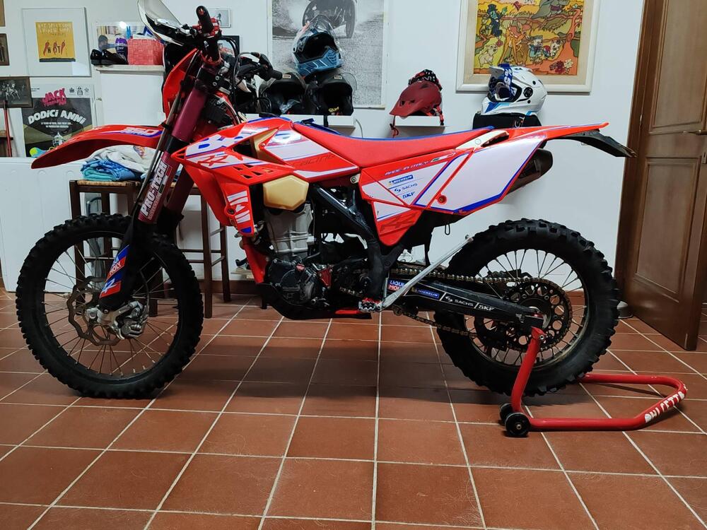 Betamotor RR 350 4T Enduro Racing EFI (2016) (2)