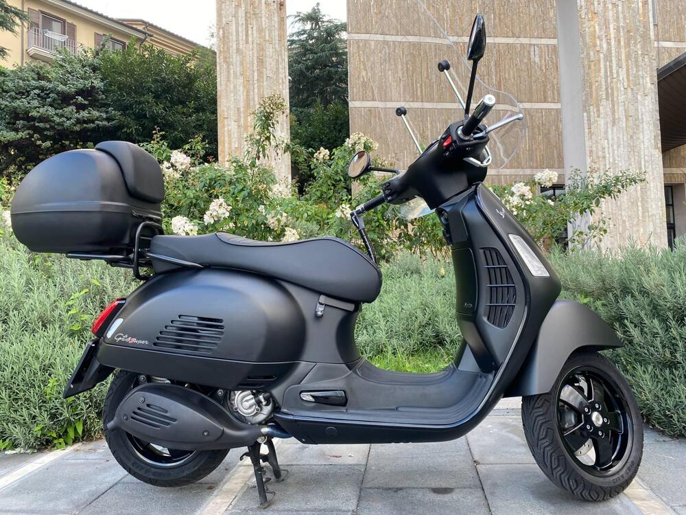 Vespa GTS 300 Super Notte (2018 - 20)