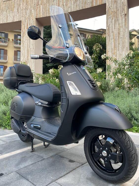 Vespa GTS 300 Super Notte (2018 - 20) (5)