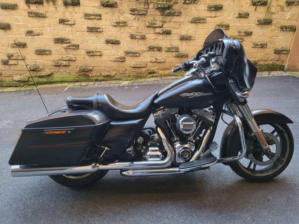 Harley-Davidson 107 Street Glide Special (2017 - 19) - FLHXS (2)