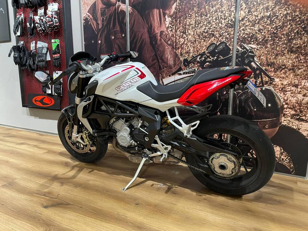 MV Agusta Brutale 800 (2012 - 15) (4)