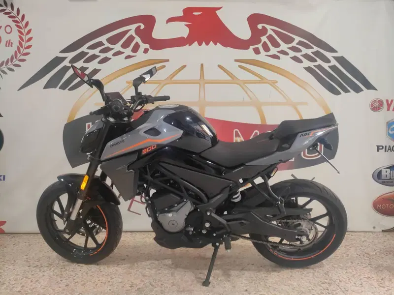 CFMOTO 300NK (2021 - 26)