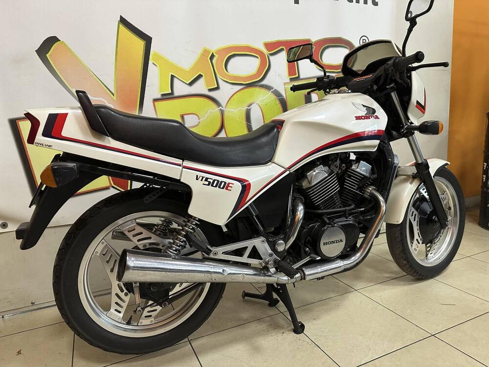 Honda VT 500 E (1985 - 86) (3)