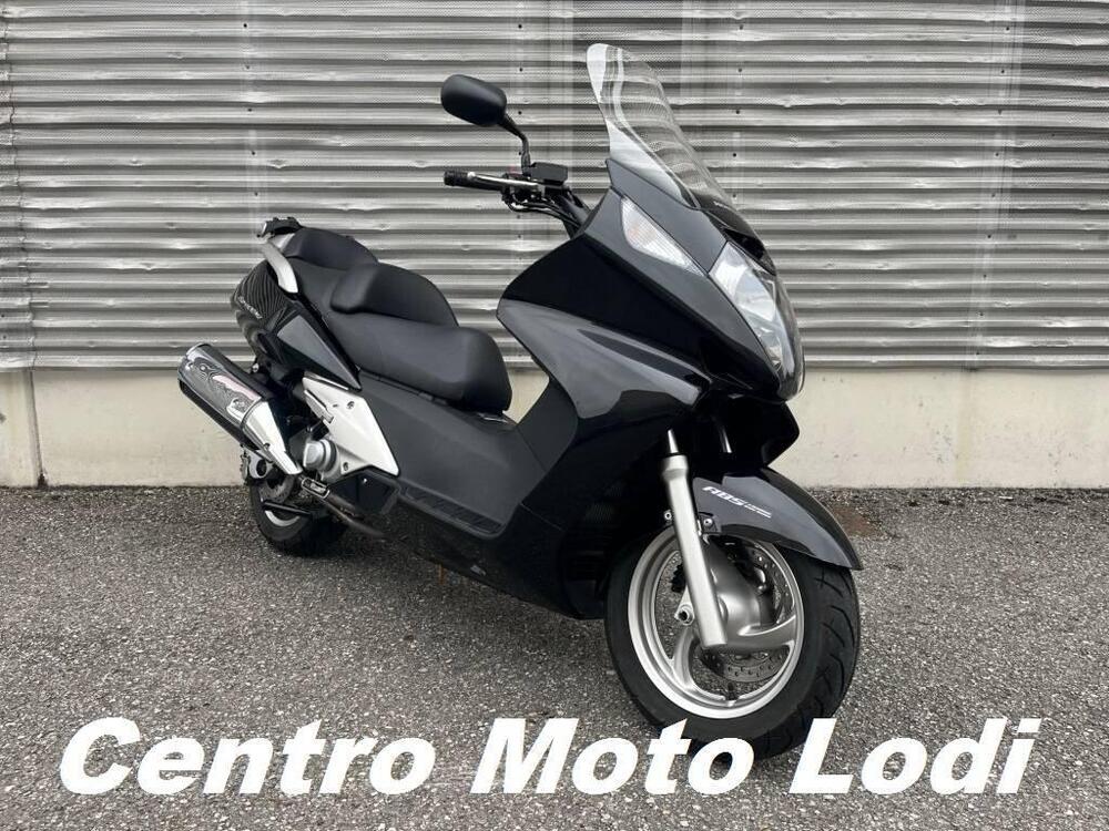 Honda Silver Wing 600 (2005 - 09) (2)