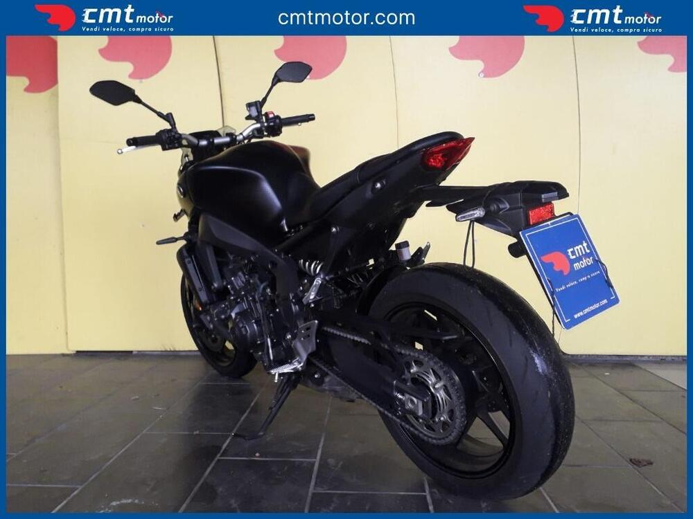 Yamaha MT-09 (2021 - 23) (4)