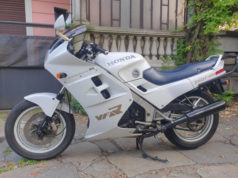 Honda VFR 750 RC