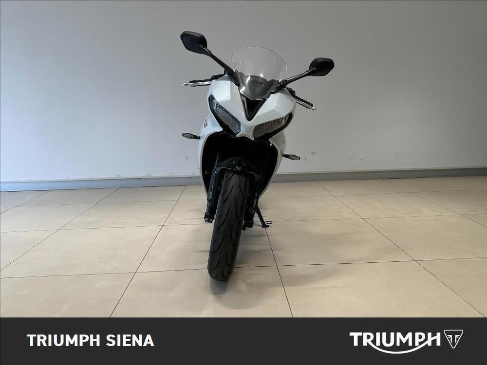 Triumph Daytona 660 (2024) (2)