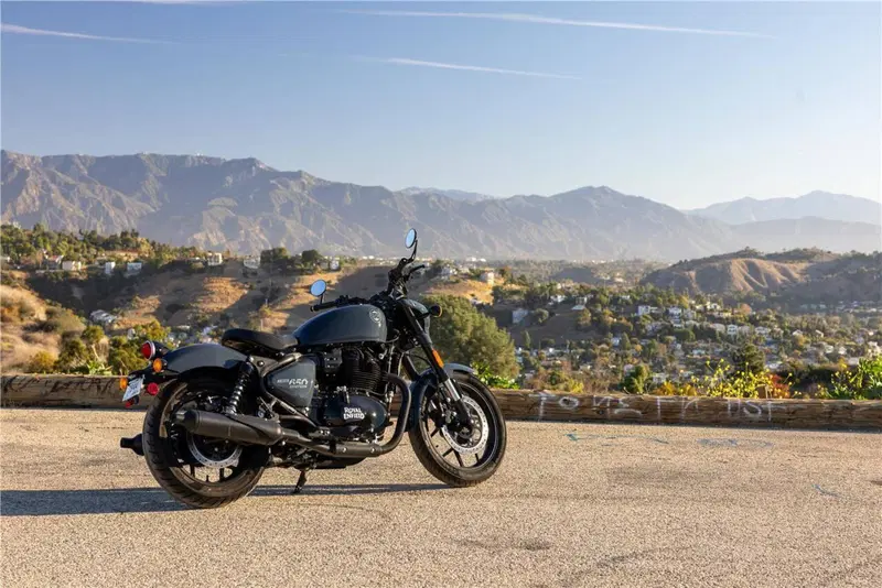 Royal Enfield Shotgun 650 (2024 - 26) (4)