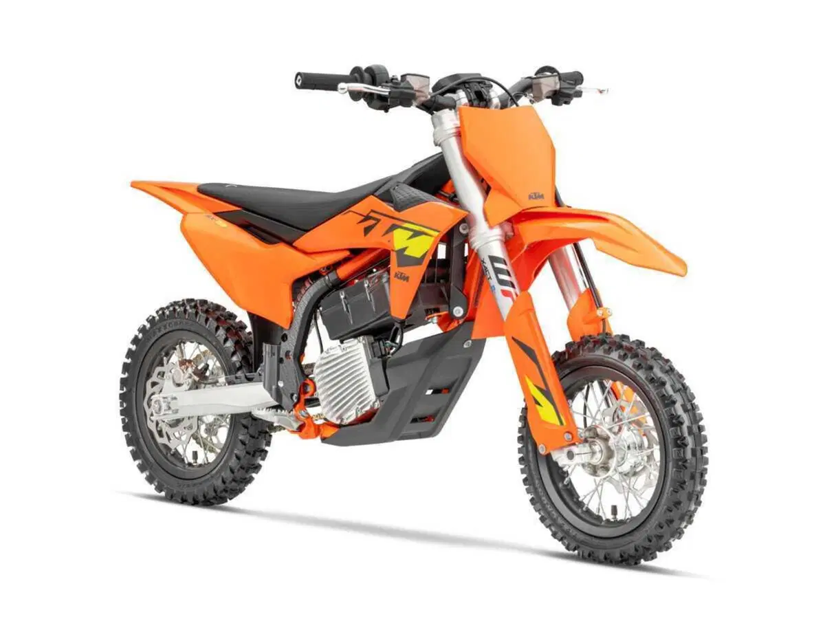 Piccoli piloti, grande potenziale! Le nuove KTM SX-E, le elettriche per i piloti di domani (6)
