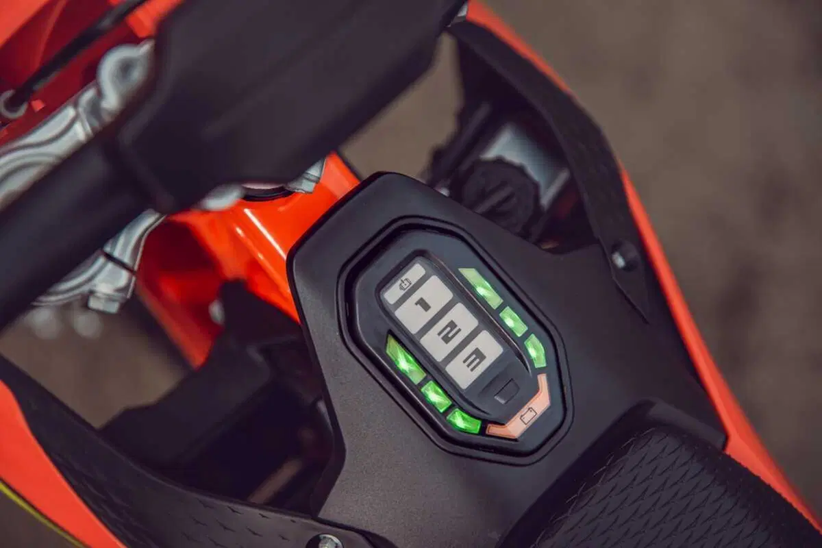Piccoli piloti, grande potenziale! Le nuove KTM SX-E, le elettriche per i piloti di domani (7)
