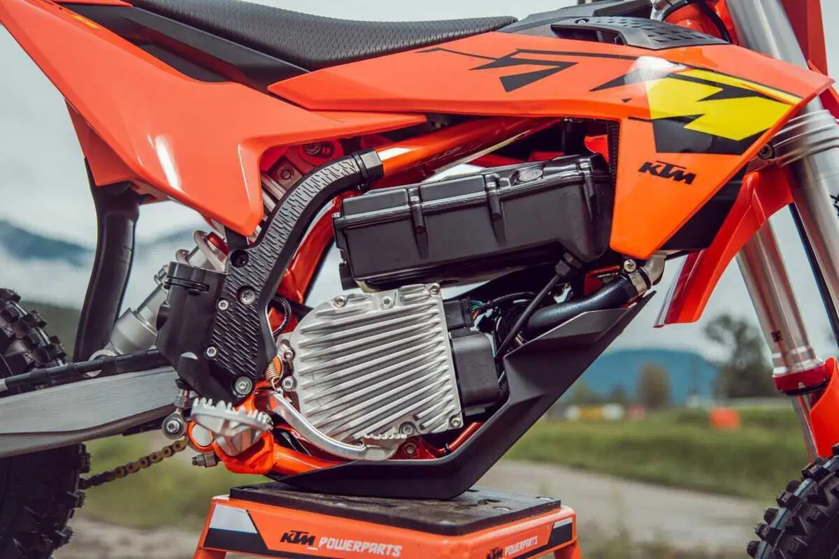 Piccoli piloti, grande potenziale! Le nuove KTM SX-E, le elettriche per i piloti di domani (10)