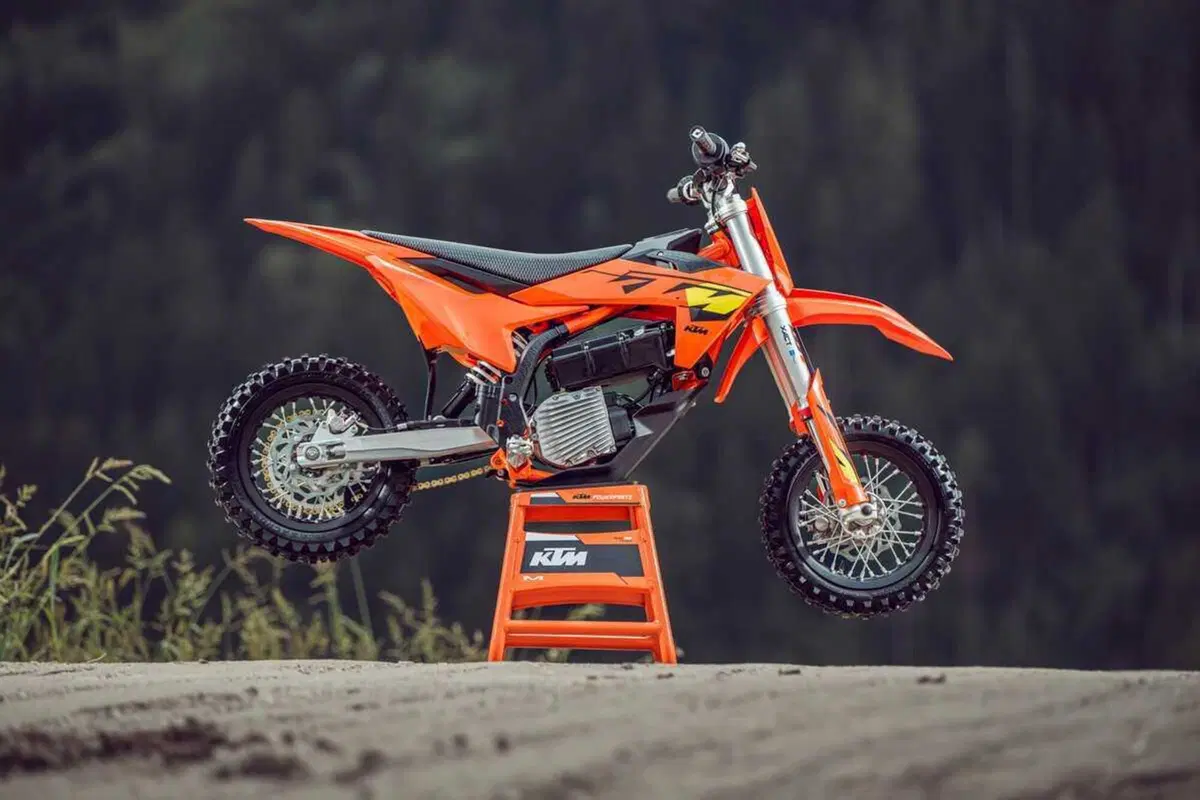 Piccoli piloti, grande potenziale! Le nuove KTM SX-E, le elettriche per i piloti di domani (15)