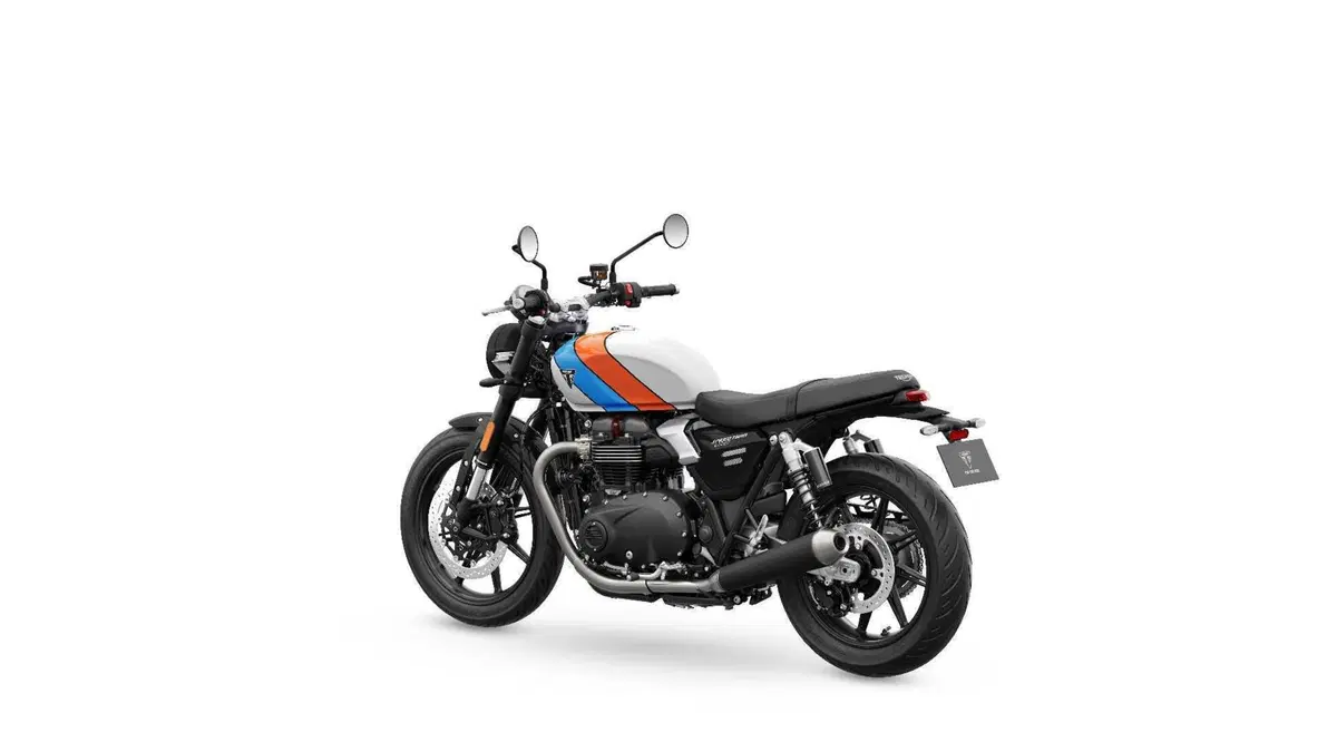 Triumph Speed Twin 900: ecco come cambia per il 2025 (14)