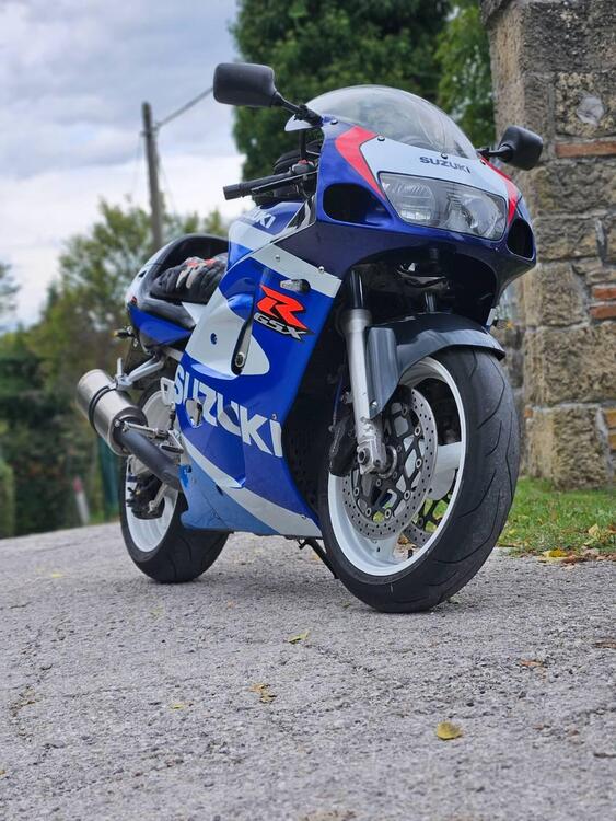 Suzuki GSX R 600 (1997 - 00) (2)