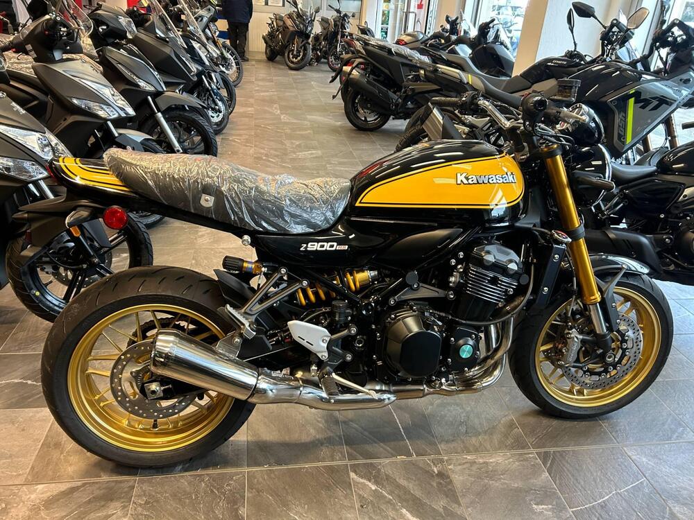 Kawasaki Z 900 RS SE (2022 - 25) (2)