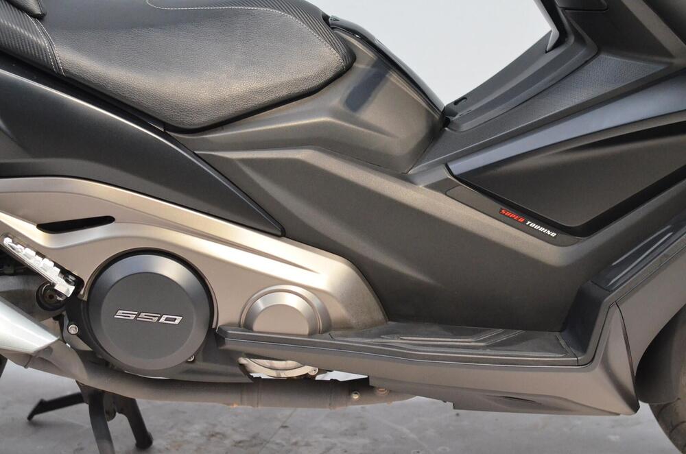 Kymco AK 550 ETS (2021 - 24) (3)