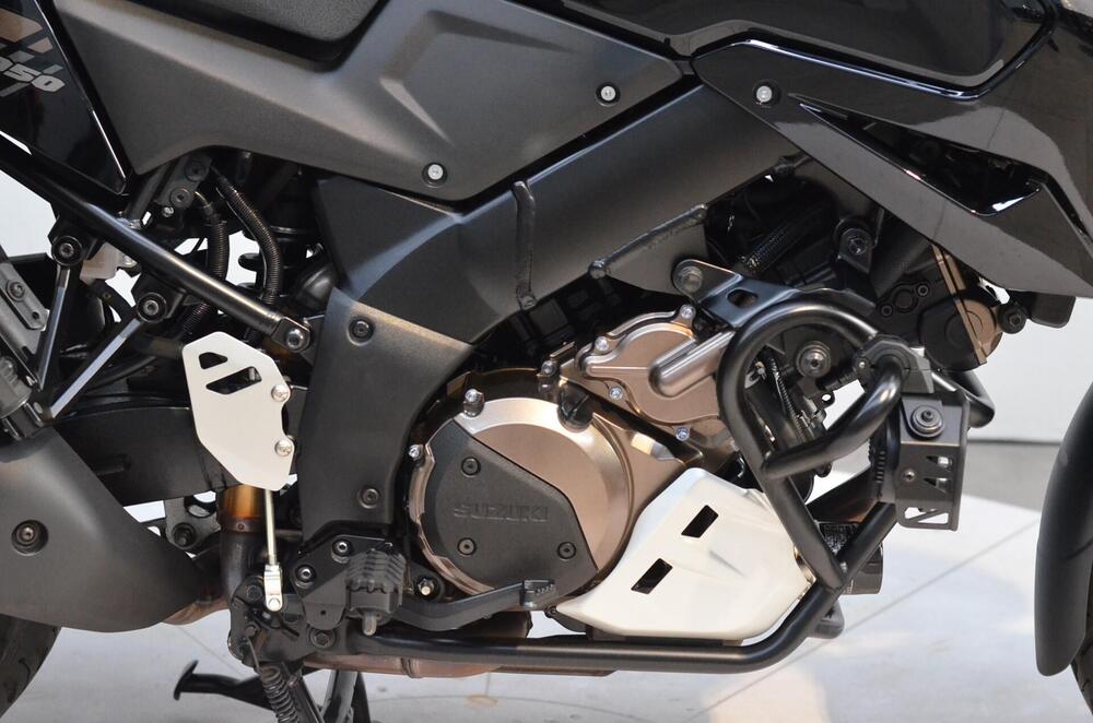 Suzuki V-Strom 1050XT (2020 - 23) (3)