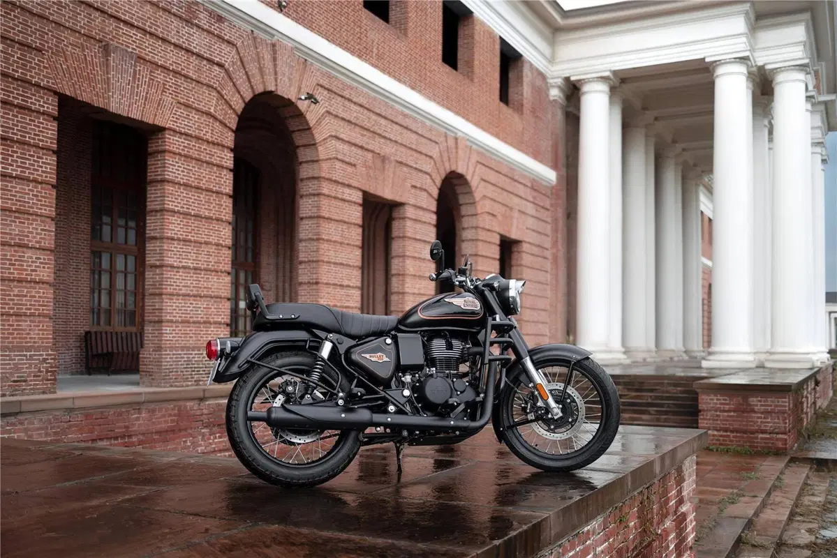 Royal Enfield Bullet 350 (2024 - 26) (2)