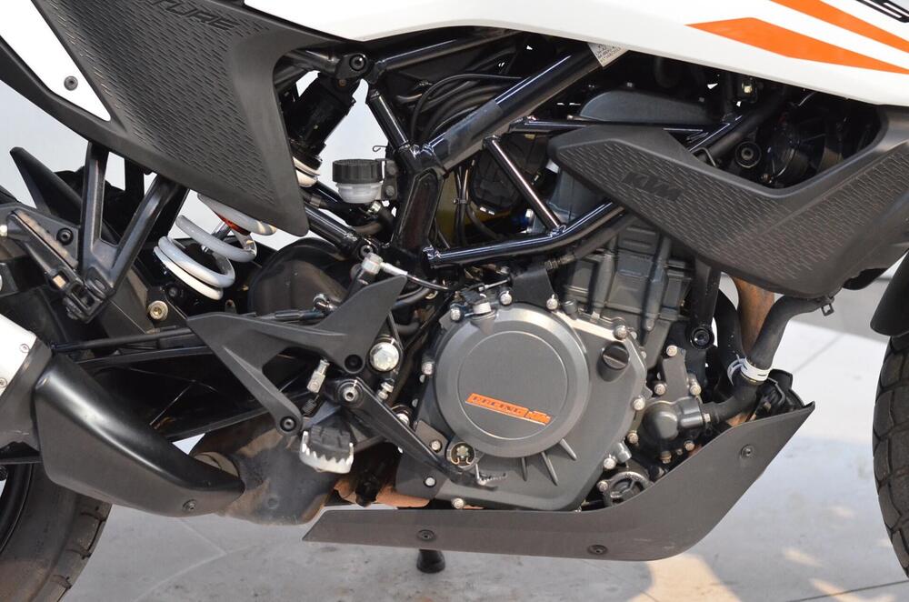 KTM 390 Adventure (2020) (3)