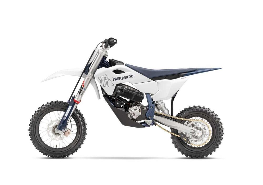 Husqvarna EE 5 (2025) (5)