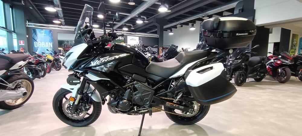 Kawasaki Versys 650 Tourer Plus (2021)