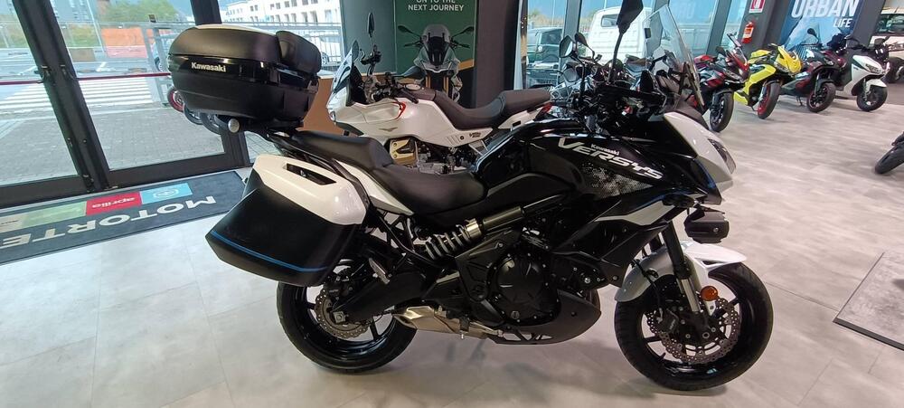 Kawasaki Versys 650 Tourer Plus (2021) (3)