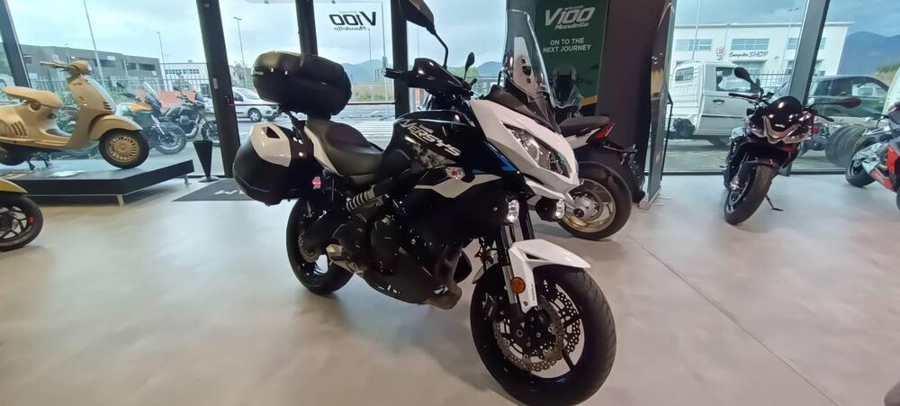 Kawasaki Versys 650 Tourer Plus (2021) (4)