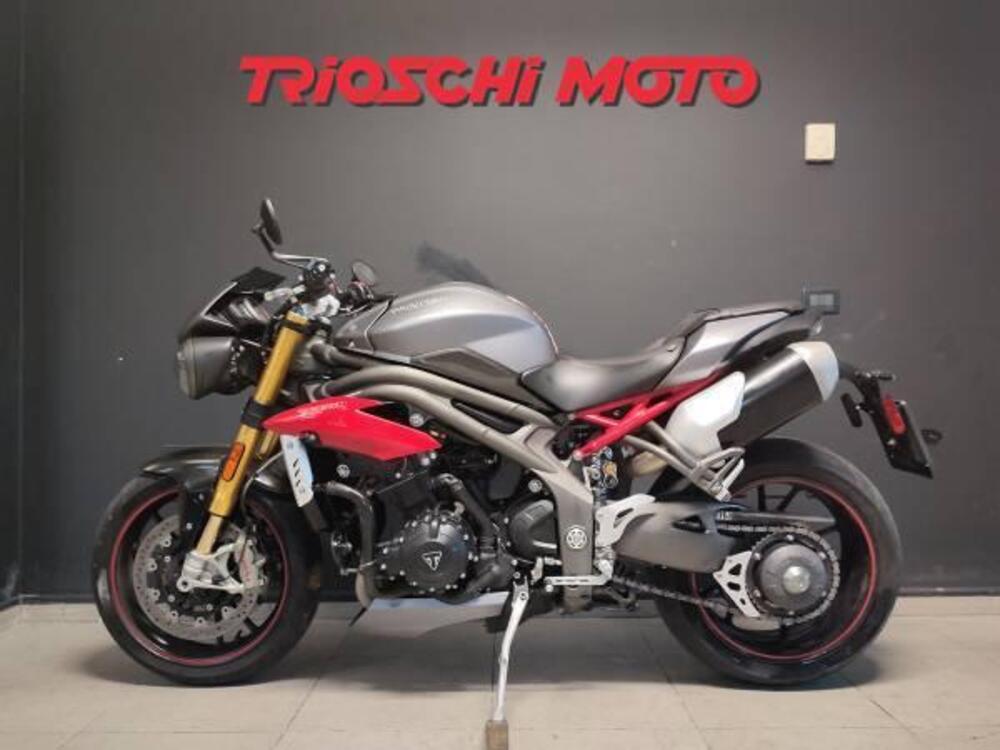 Triumph Speed Triple 1050 R ABS (2016 - 17) (2)