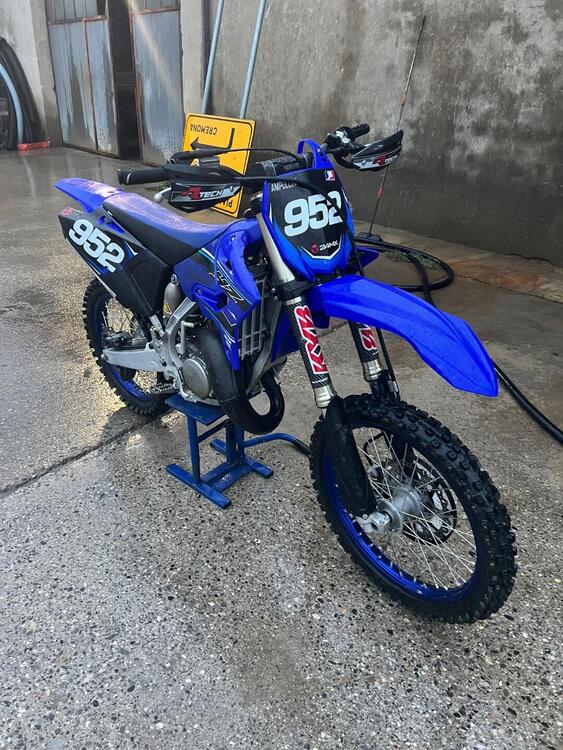 Yamaha YZ 125 (2022) (3)