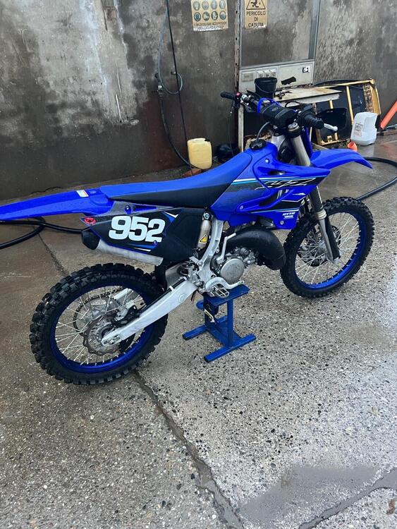 Yamaha YZ 125 (2022) (5)