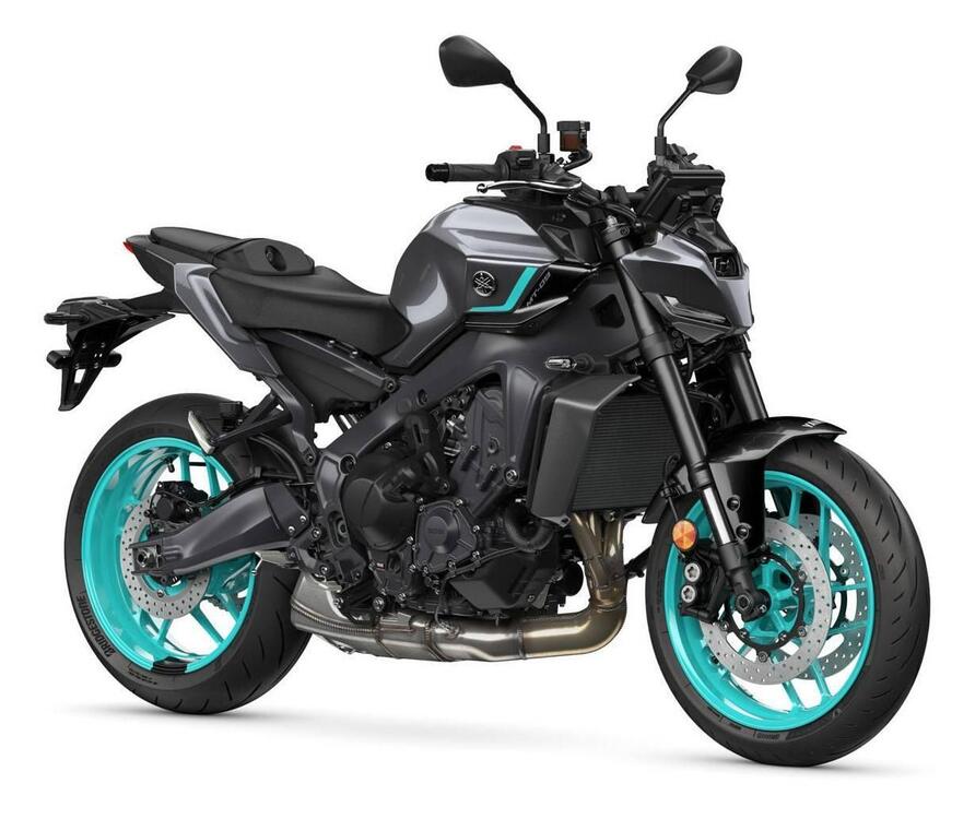 Yamaha MT-09 Y-AMT (2024) (2)