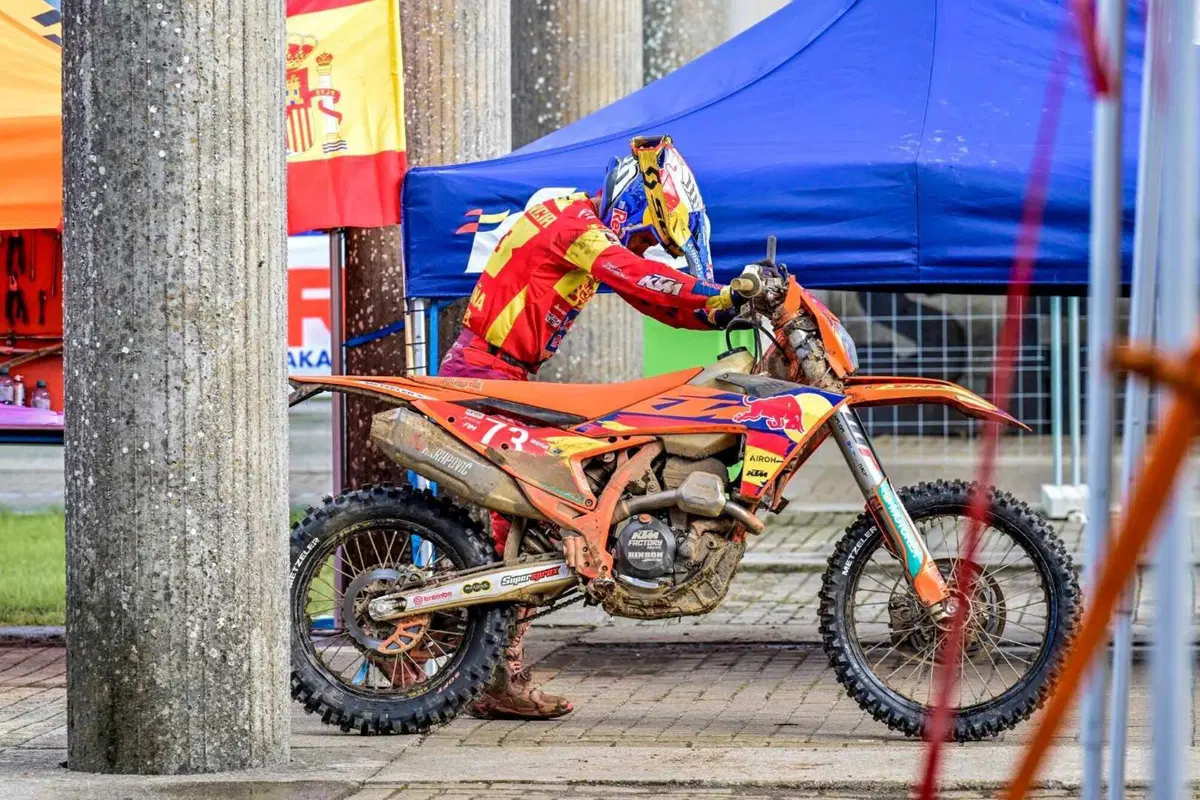 FIM 6DAYS® FLASH. D3. Se la Francia del Trofeo allunga, il Club Italia dilaga [VIDEO] (9)