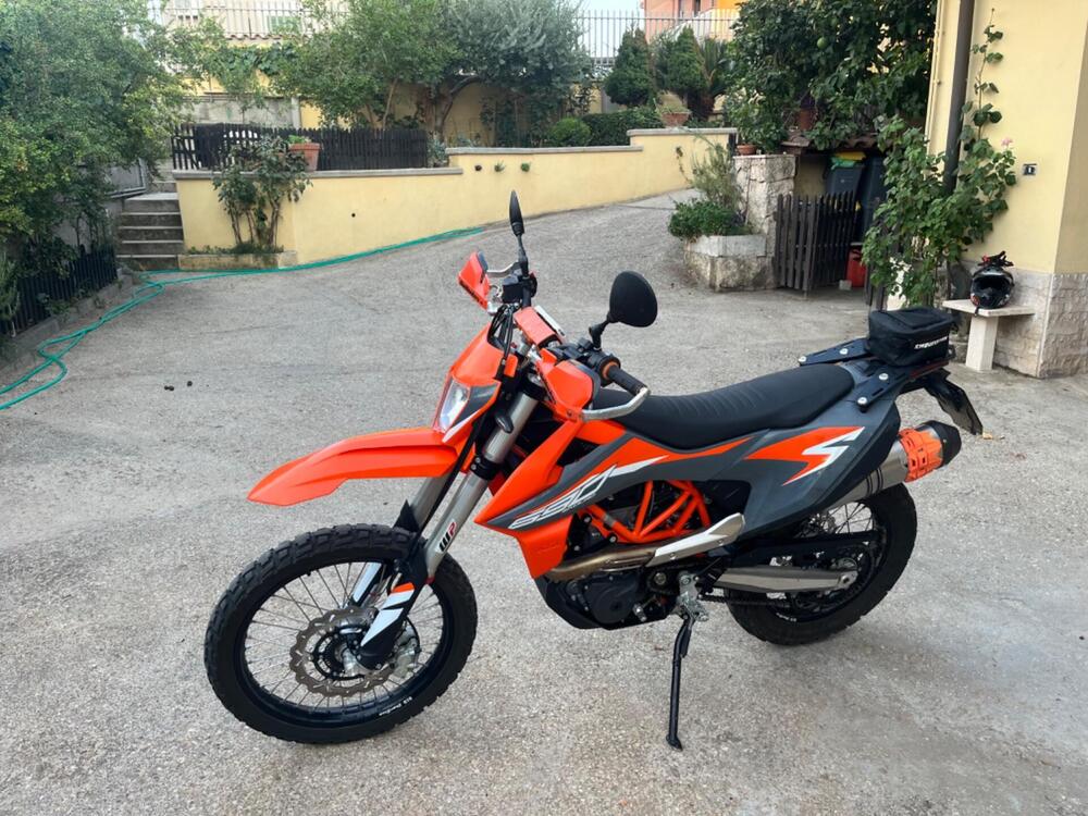 KTM 690 Enduro R (2022 - 24) (2)