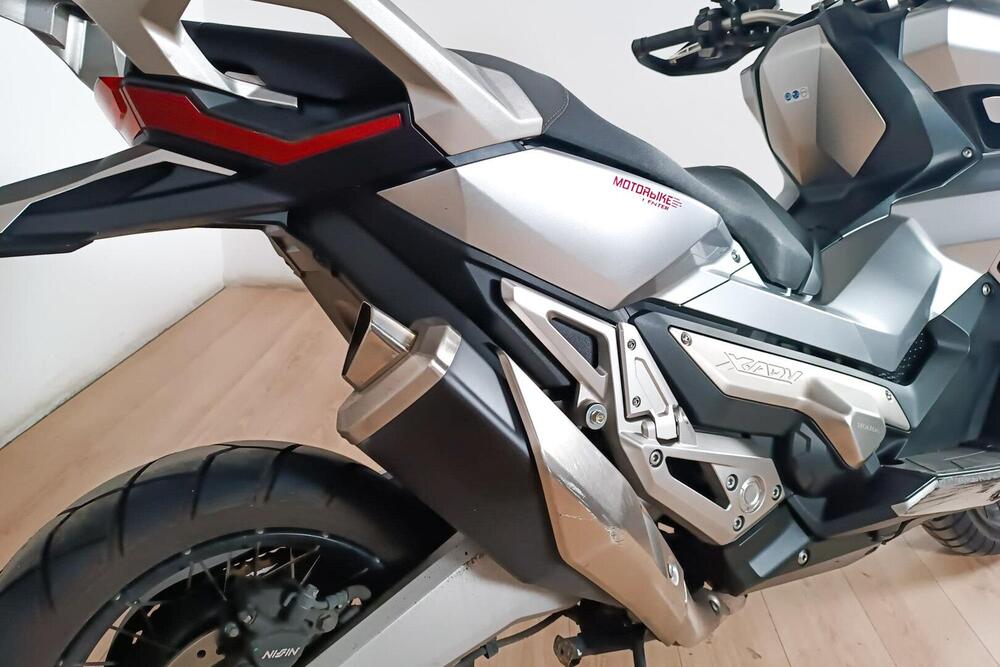 Honda X-ADV 750 (2017) (4)