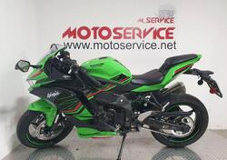 Kawasaki Ninja 400 (2023) usata