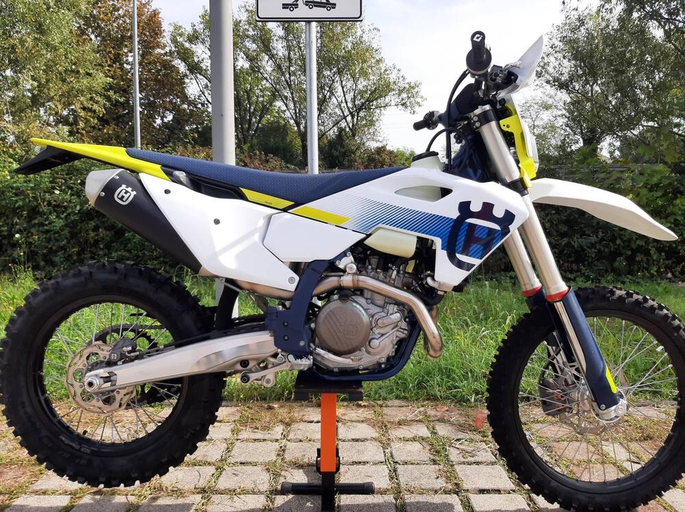 Husqvarna FE 450 (2024) (2)