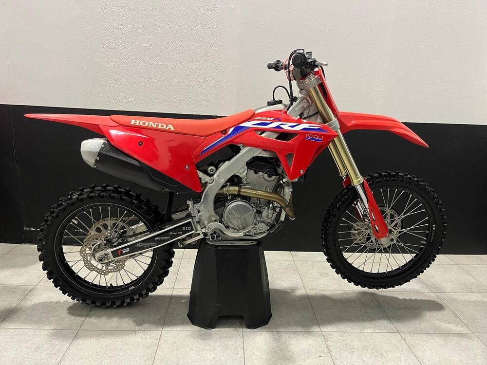 Honda CRF 250 R (2022)