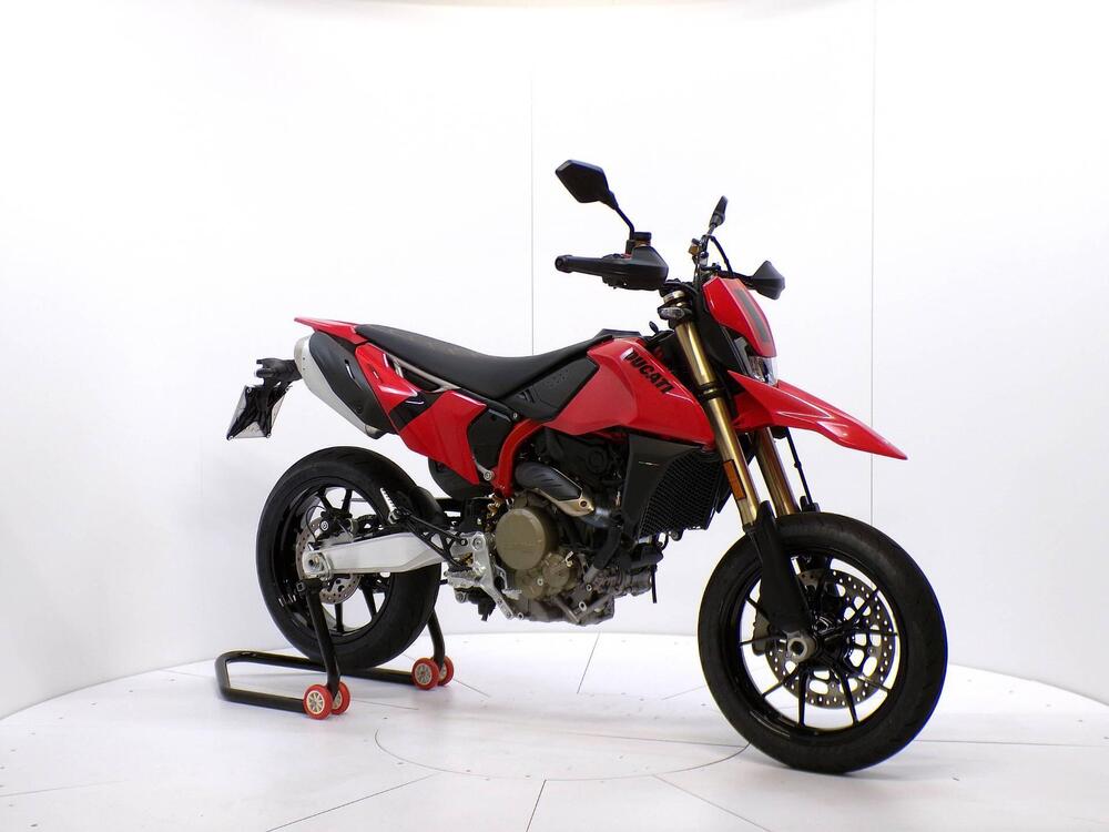 Ducati Hypermotard 698 Mono (2024) (4)