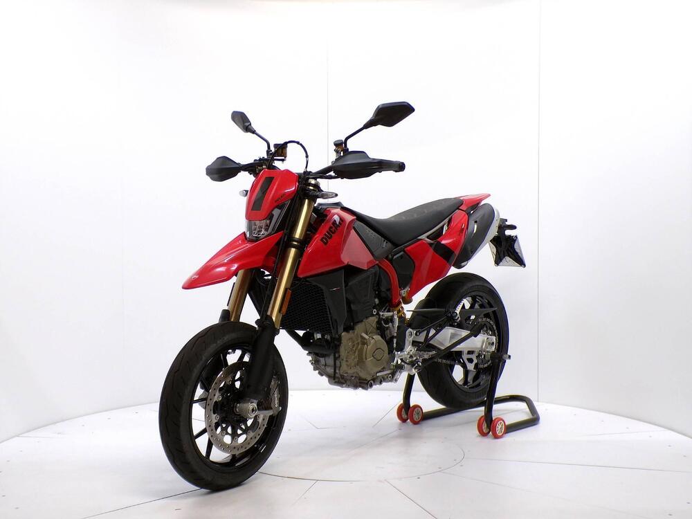 Ducati Hypermotard 698 Mono (2024) (5)