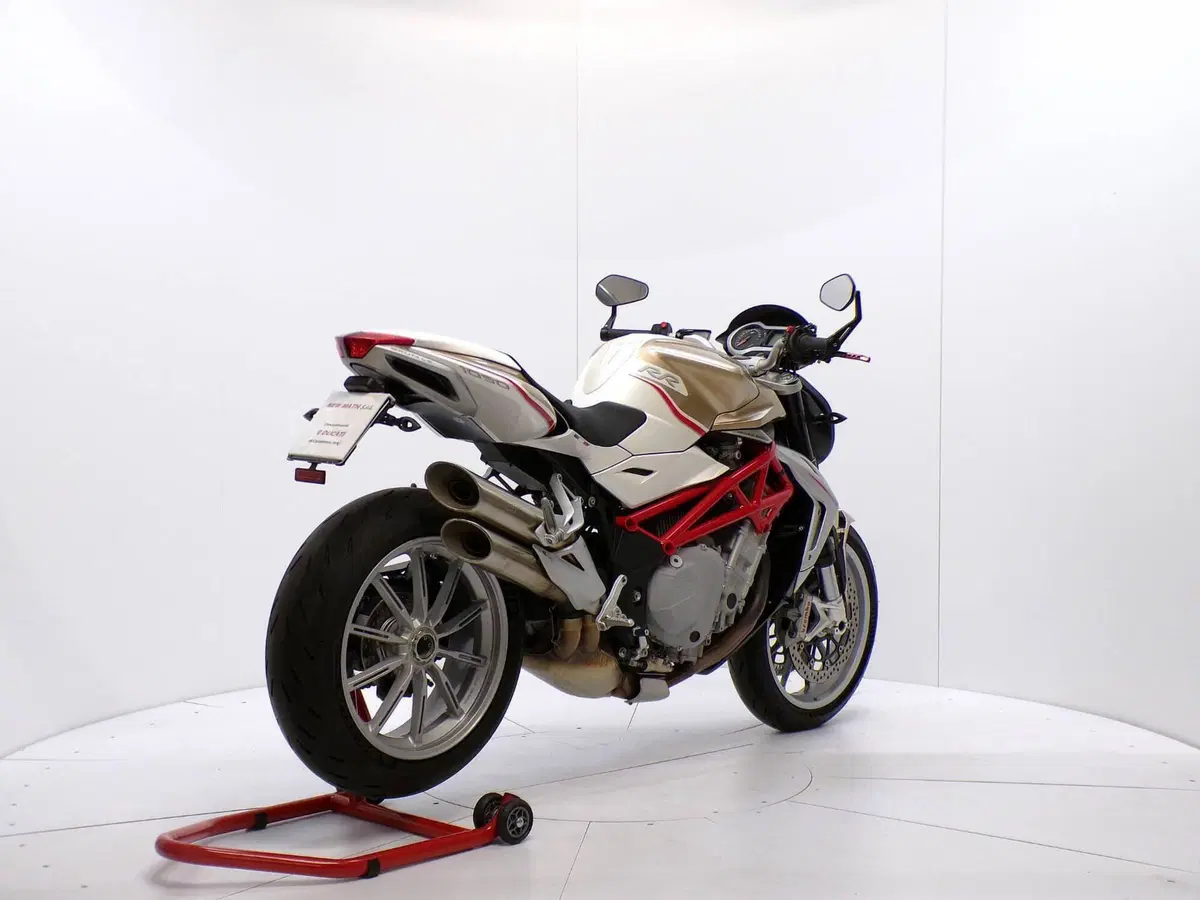 MV Agusta Brutale 1090 RR (2009 - 15) (6)